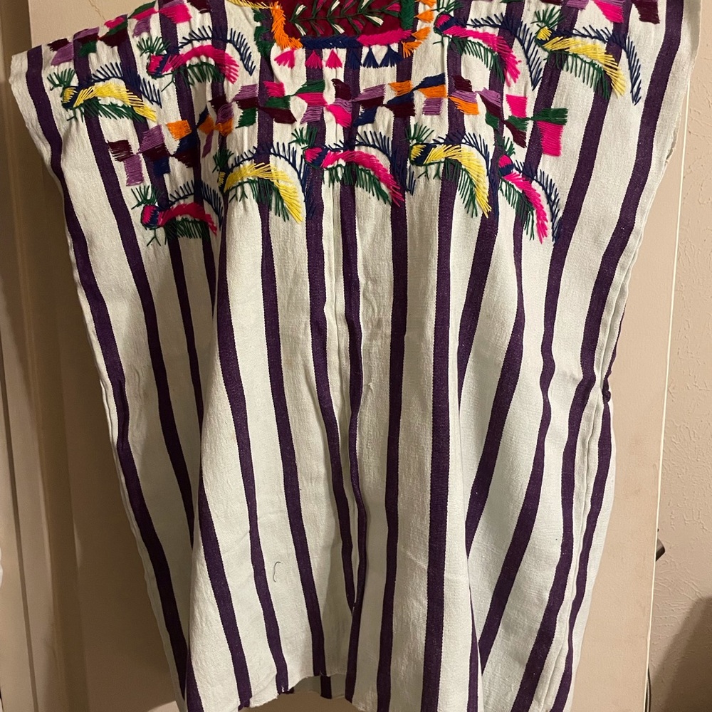 Hand embroidered Guatemalan women’s vibrant,ethnic,boho,tribal hippie shirt.